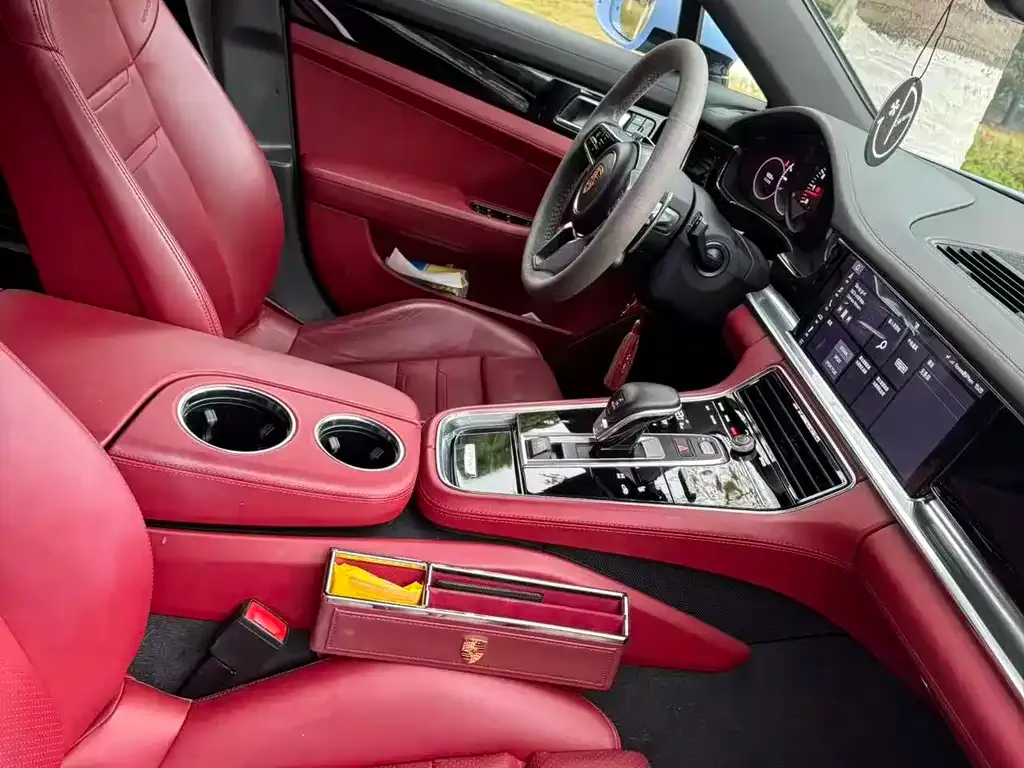 Porsche Panamera 2021 из CN, фото 3