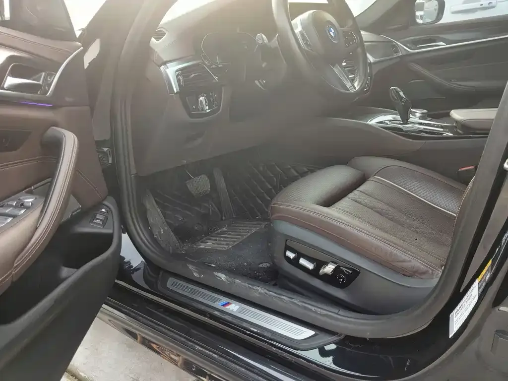 BMW 5 Series New Energy 2022 из CN, фото 2