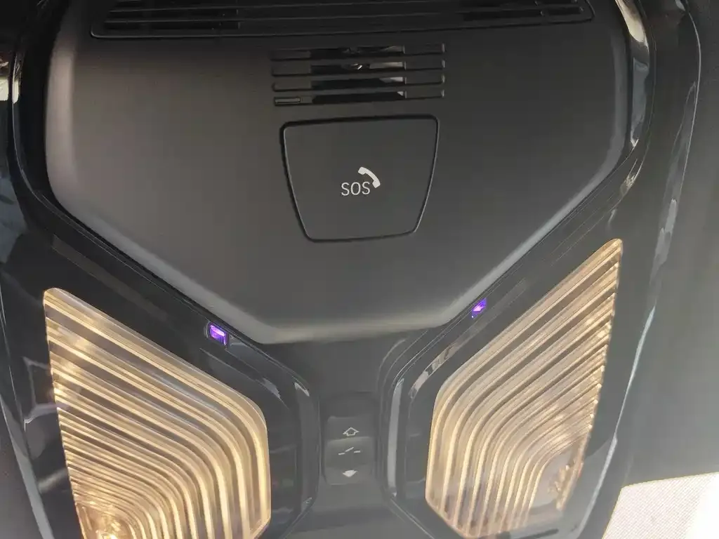 BMW 5 Series New Energy 2022 из CN, фото 5