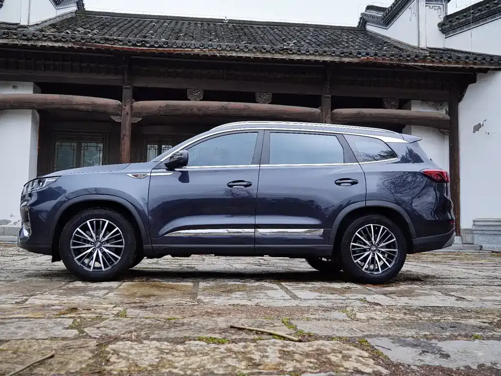 Chery Tiggo 8 PLUS — фото 10