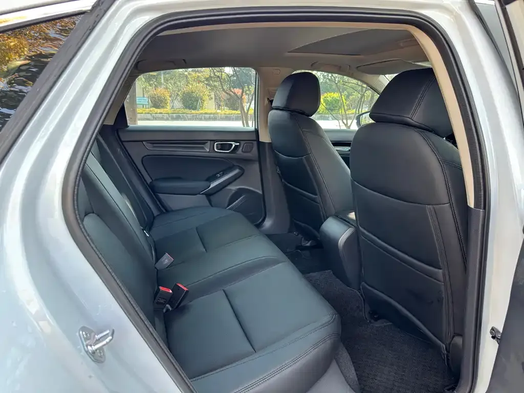 Honda Civic — фото 5