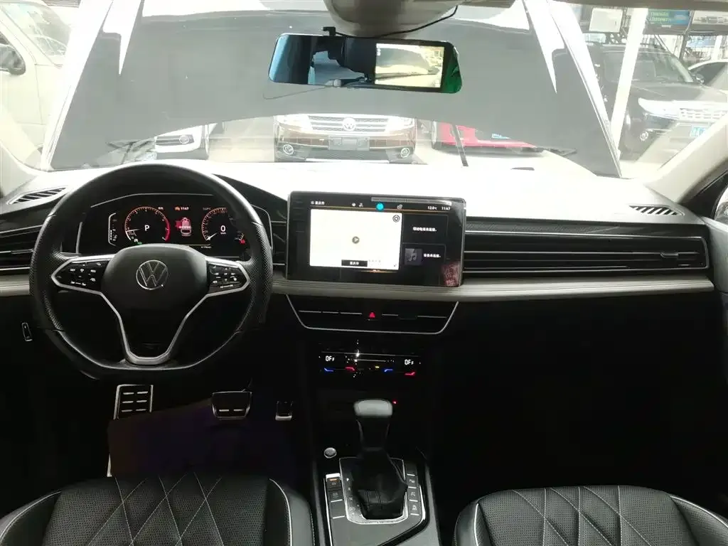 Volkswagen Tiguan L 2023 из CN, фото 8