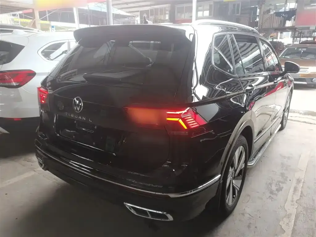 Volkswagen Tiguan L 2023 из CN, фото 2