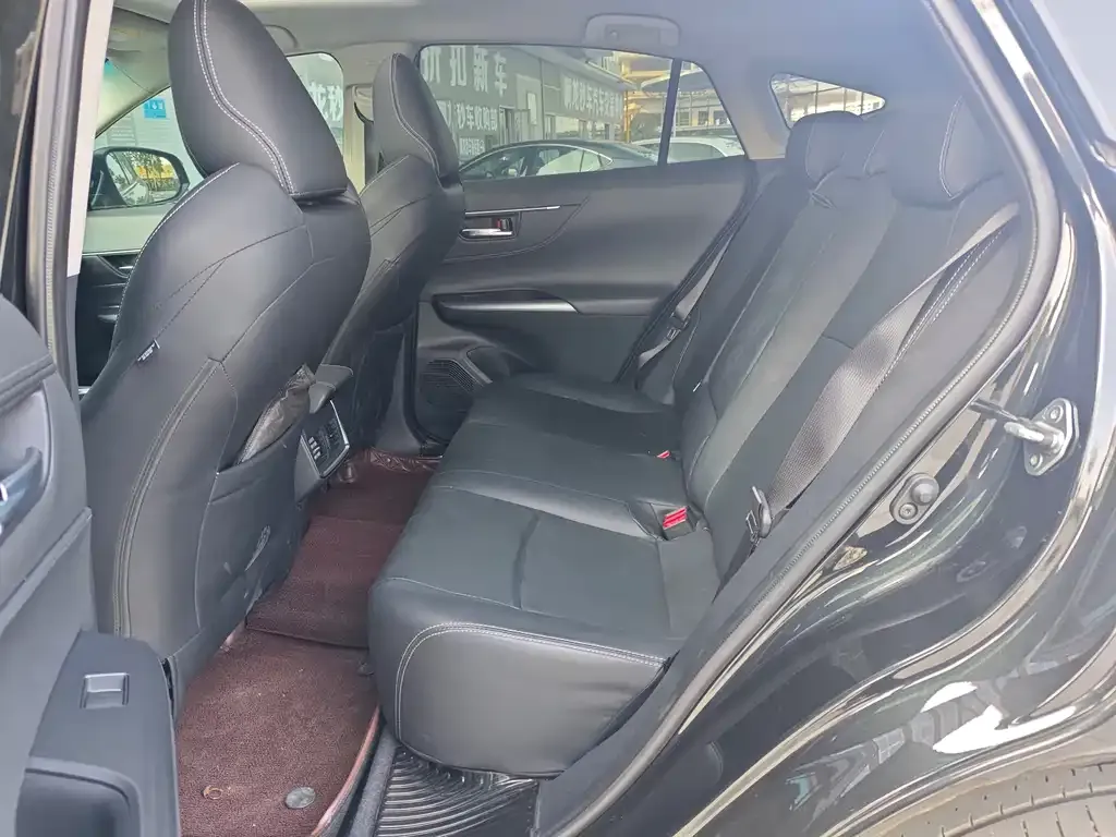 Toyota Harrier 2025 из CN, фото 6