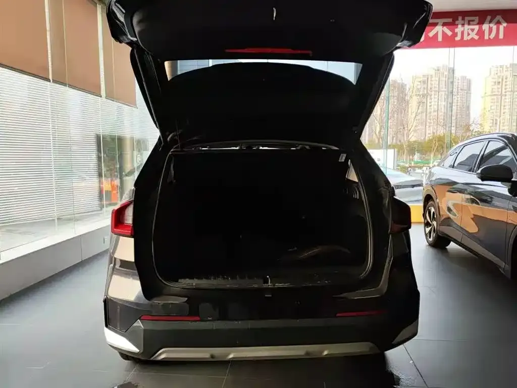 BMW X1 2023 из CN, фото 5