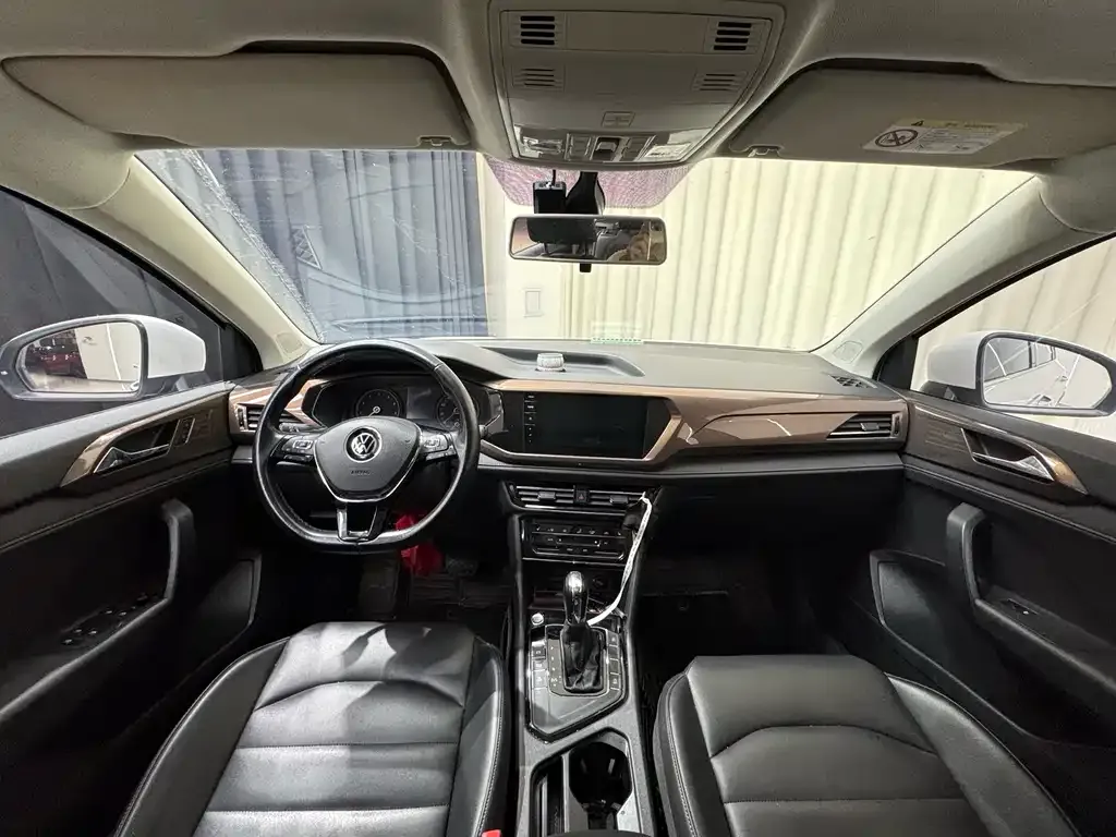 Volkswagen Tharu 2021 из CN, фото 4