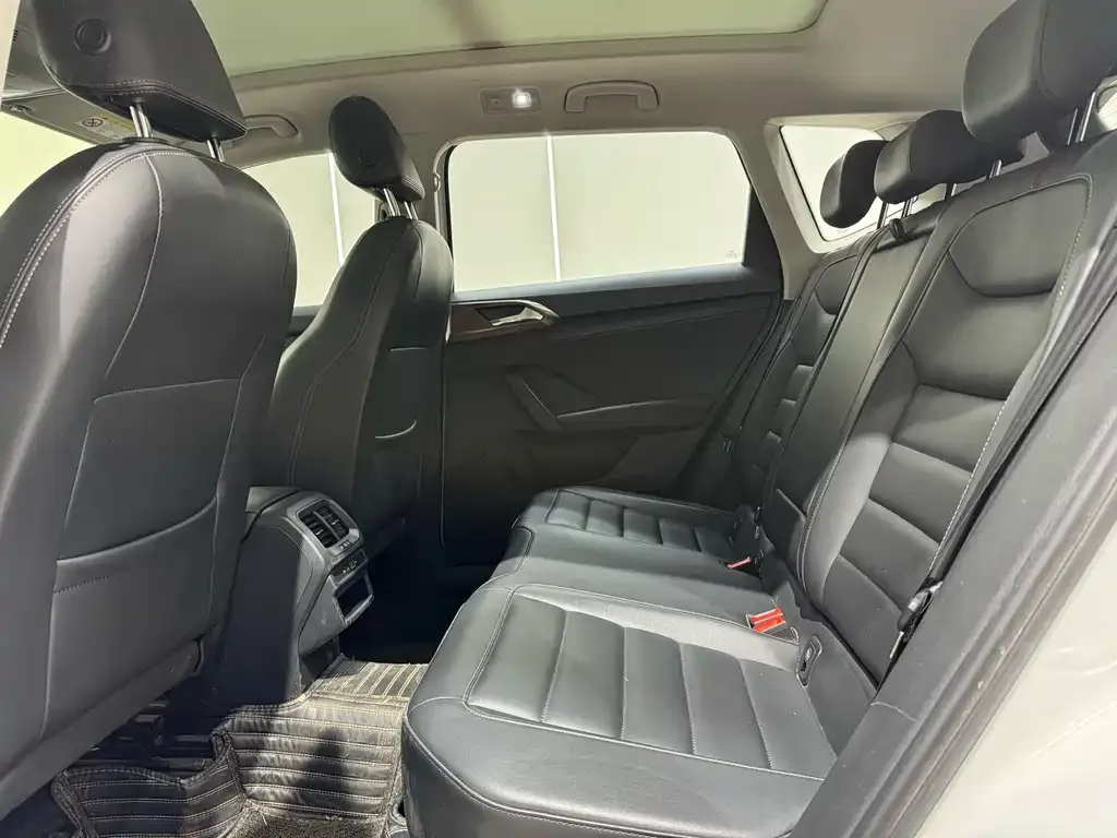 Volkswagen Tharu 2021 из CN, фото 6