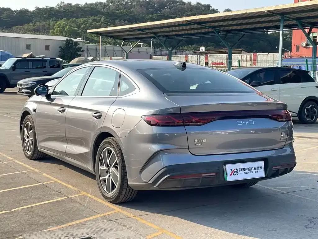 BYD Qin L — фото 2