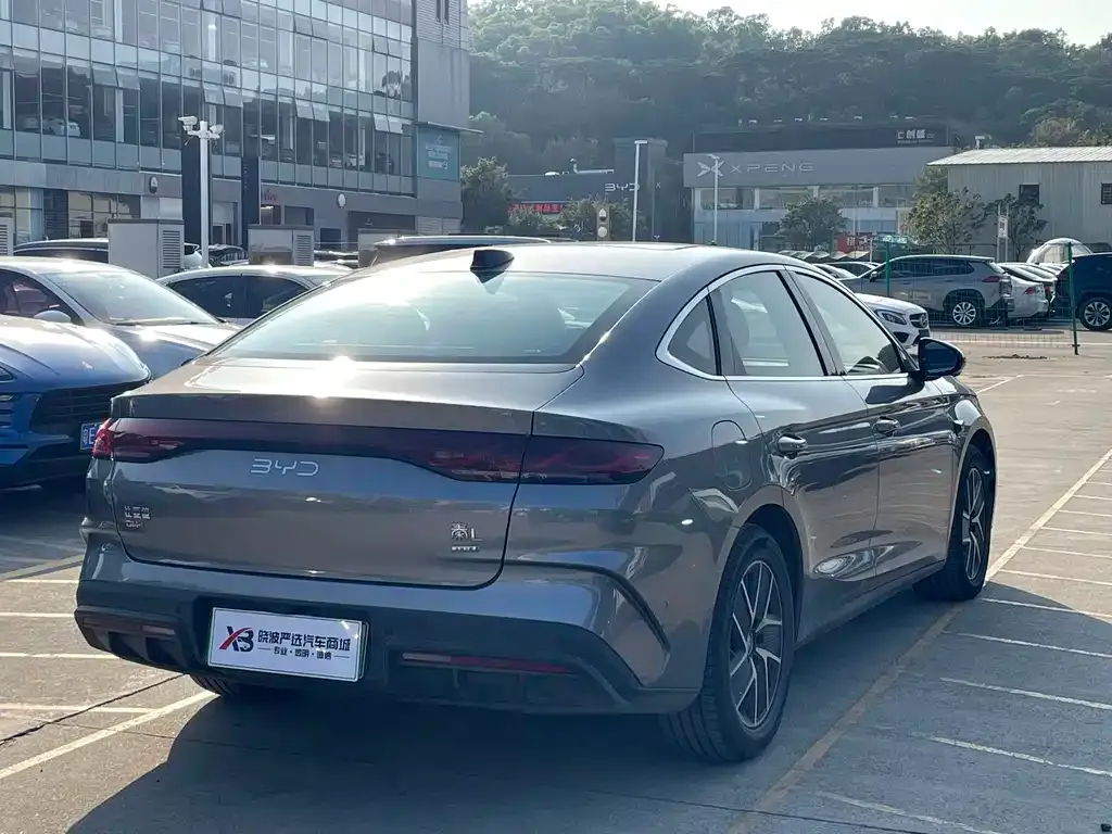BYD Qin L — фото 7