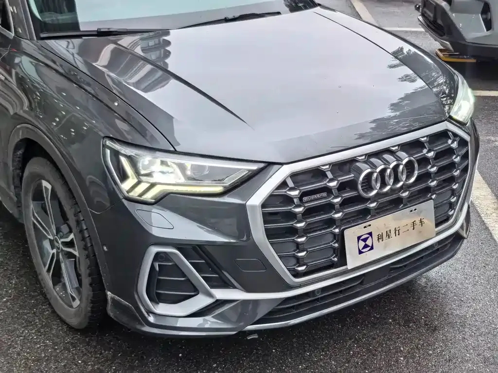 Audi Q3 2021 из CN, фото 4