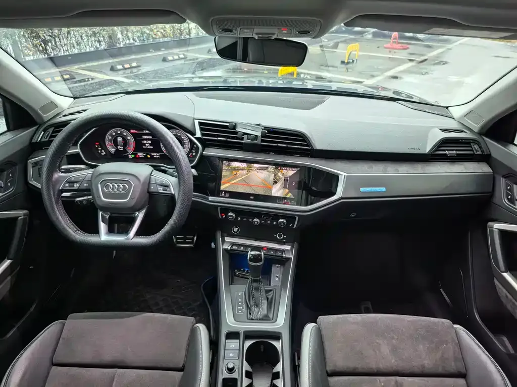 Audi Q3 2021 из CN, фото 9