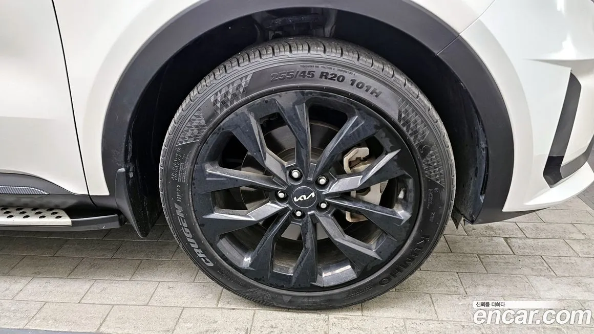 Kia Sorento — фото 8