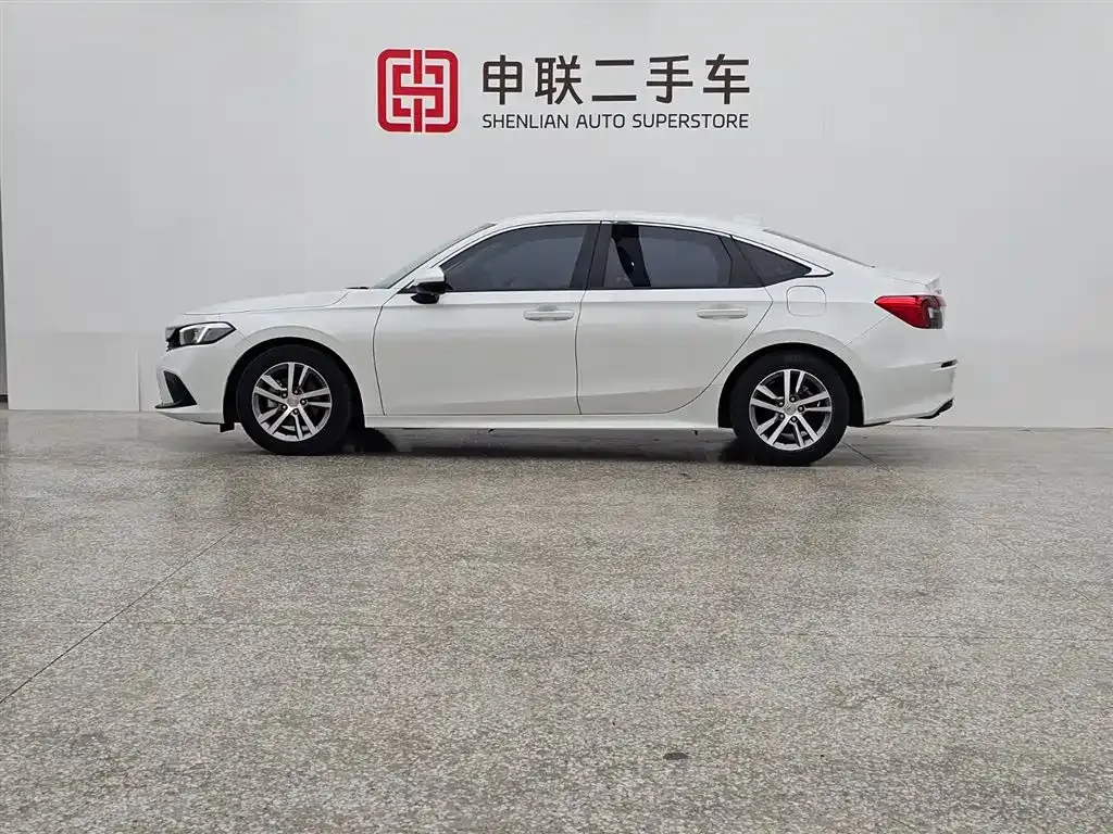 Honda Civic — фото 10