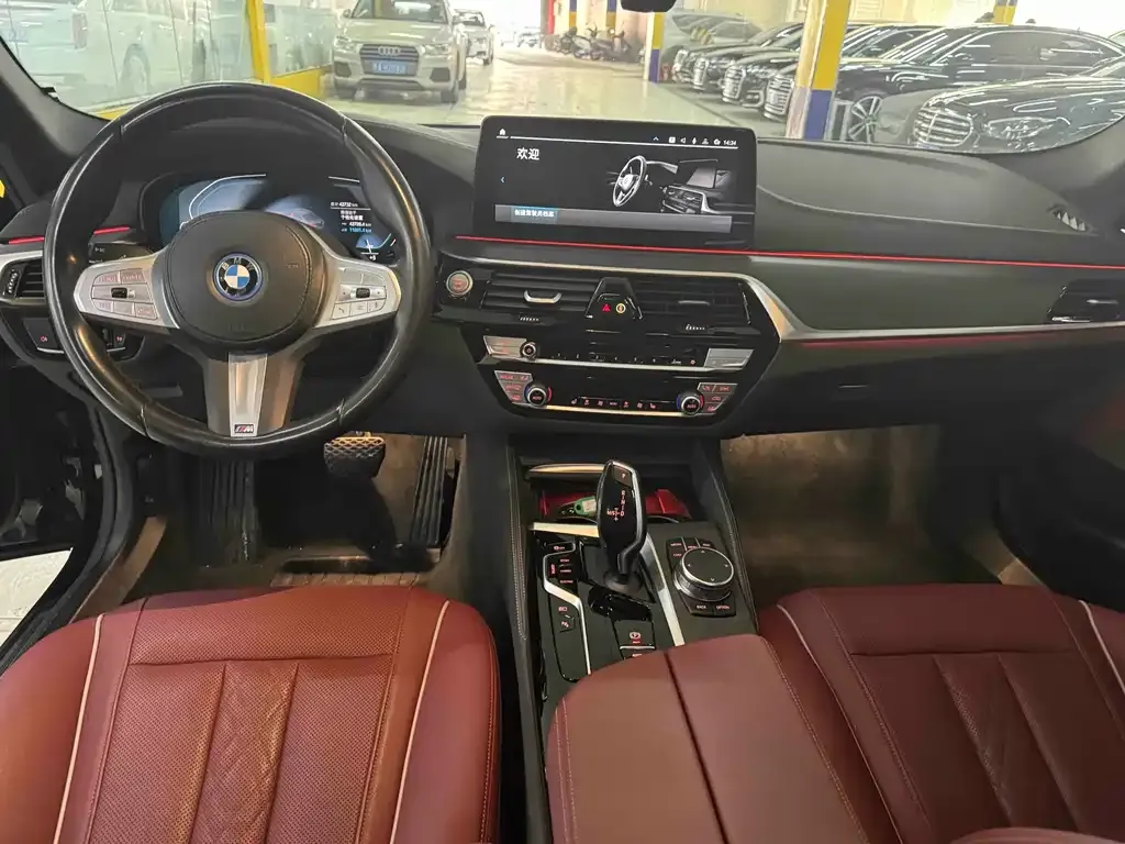 BMW 5 Series New Energy — фото 2