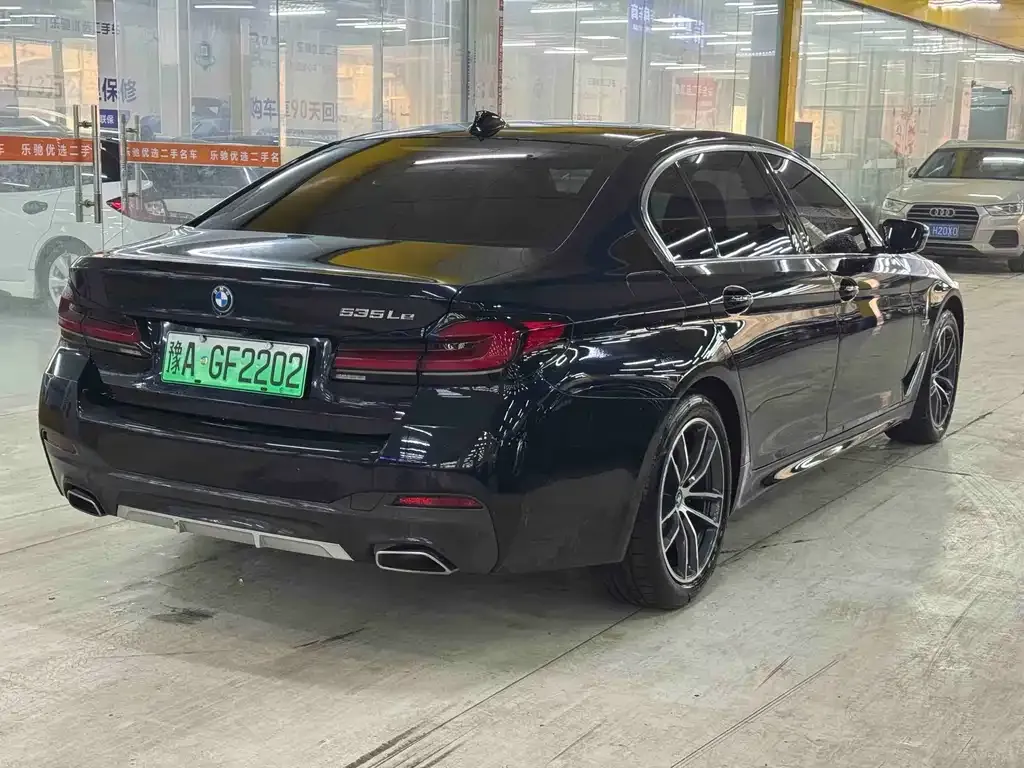BMW 5 Series New Energy — фото 6