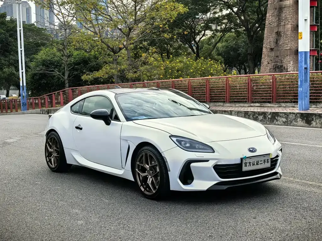 Subaru BRZ 2023 из CN, фото 9
