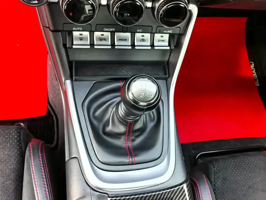 Subaru BRZ 2023 из CN, фото 5