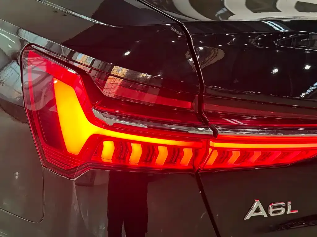 Audi A6L New Energy 2021 из CN, фото 9