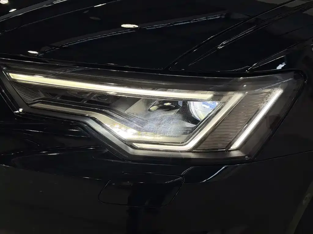 Audi A6L New Energy 2021 из CN, фото 8
