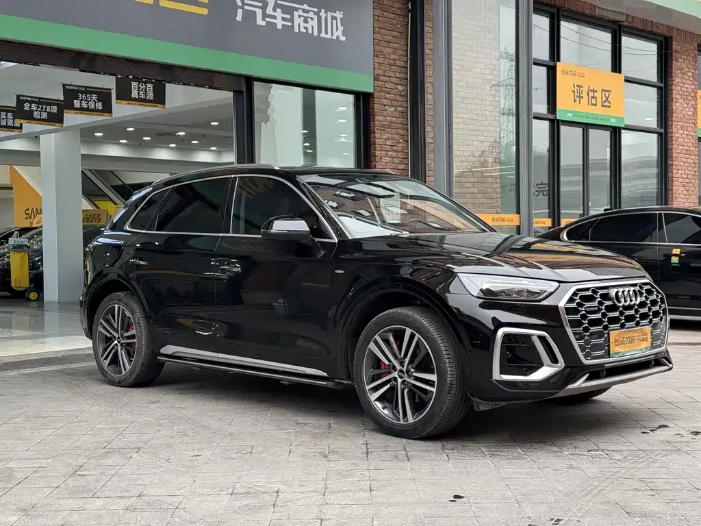Audi Q5L 2022 из CN, фото 5