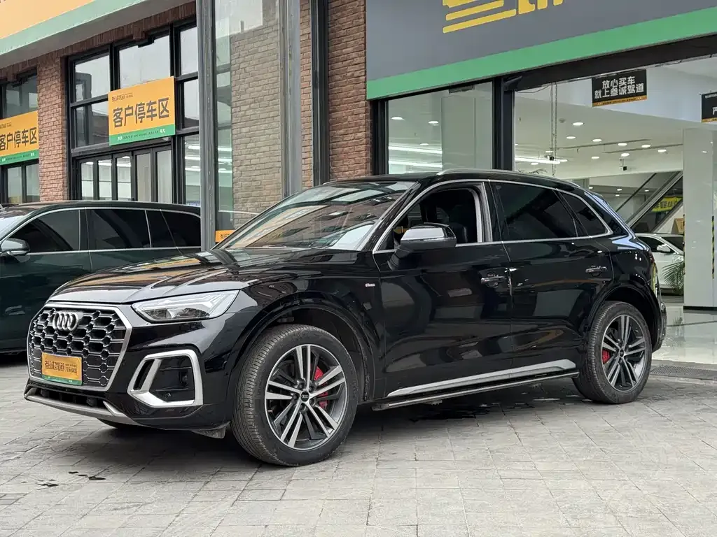 Audi Q5L 2022 из CN, фото 9