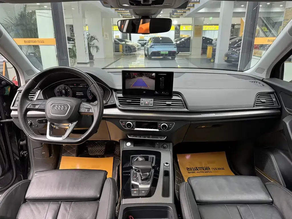 Audi Q5L 2022 из CN, фото 8