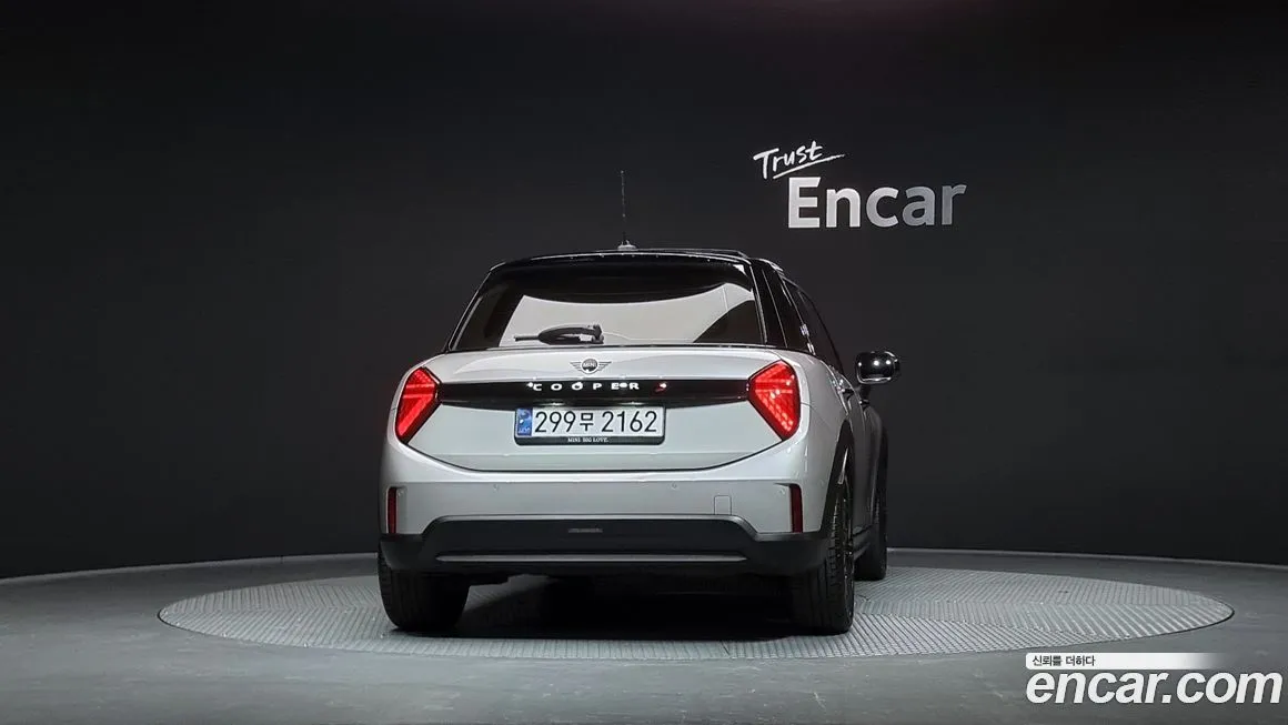 Mini Cooper 2025 из KR, фото 3