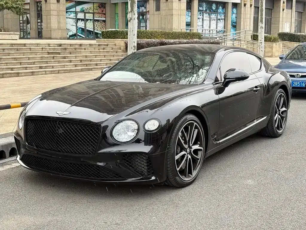Bentley Continental 2024 из CN, фото 1