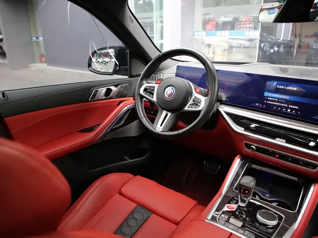 BMW X6 M 2024 из CN, фото 2