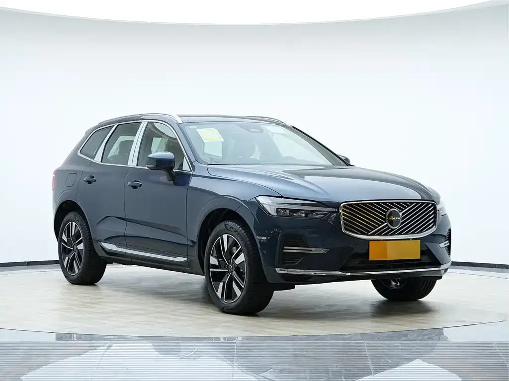 Volvo XC60 — фото 6