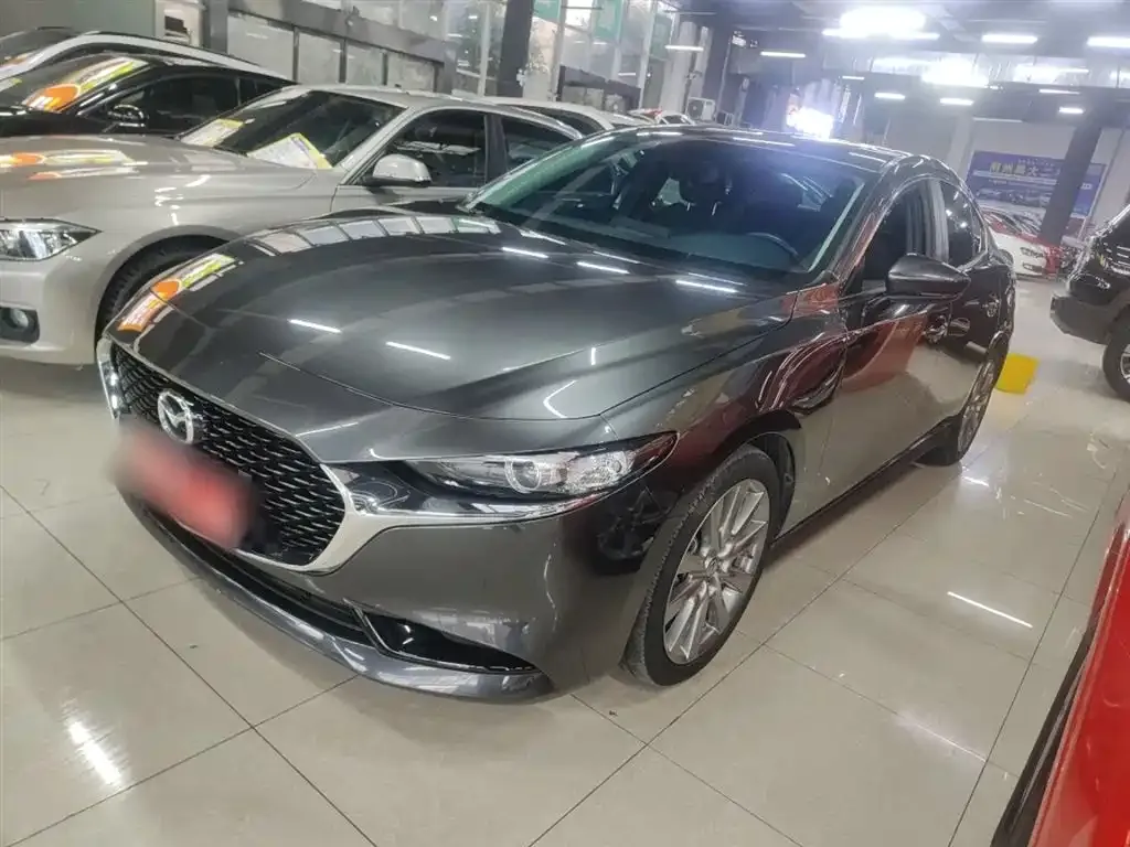 Mazda 3 Axela 2022 из CN, фото 1