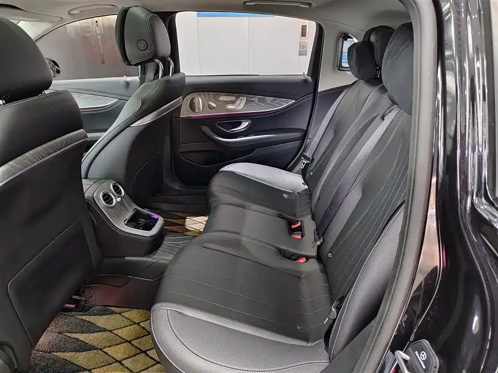 Mercedes-Benz E-Class 2022 из CN, фото 7