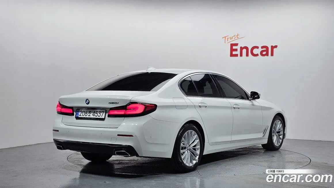 BMW 5-Series 2023 из KR, фото 4