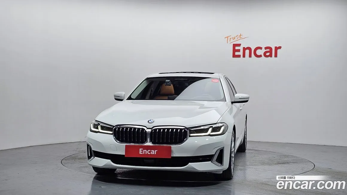BMW 5-Series 2023 из KR, фото 3