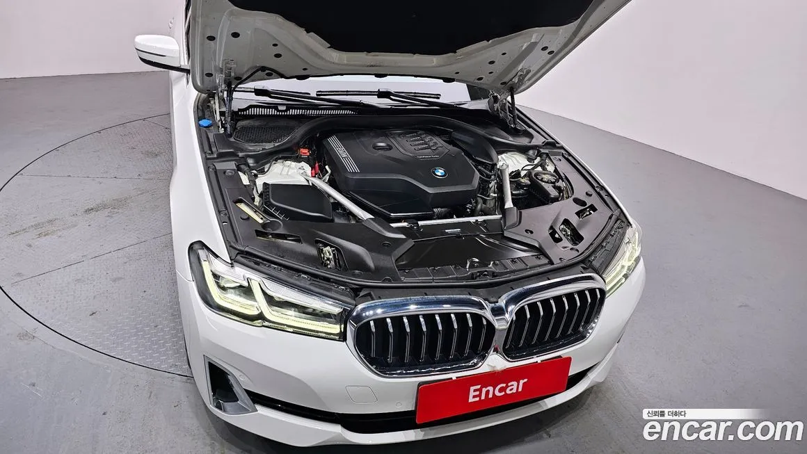 BMW 5-Series 2023 из KR, фото 5