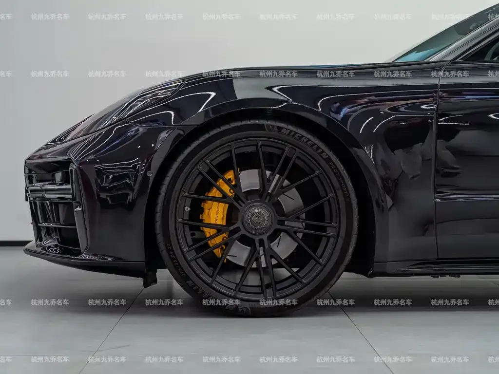 Porsche Panamera 2025 из CN, фото 7