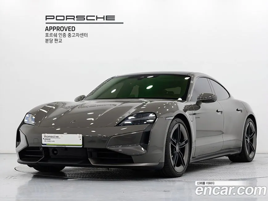 Porsche Taycan — фото 1