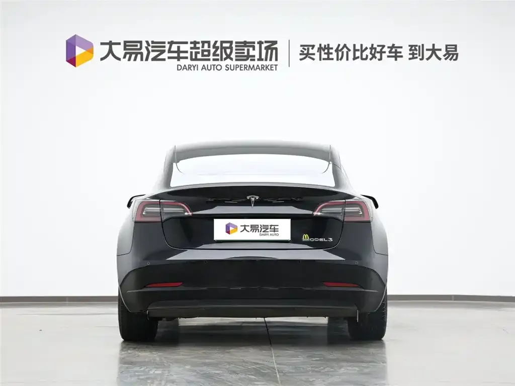 Tesla Model 3 2023 из CN, фото 8