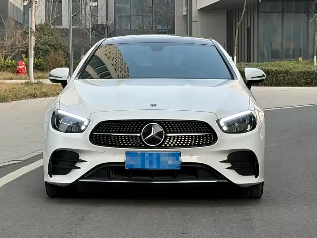 Mercedes-Benz E-Class (Import) — фото 8