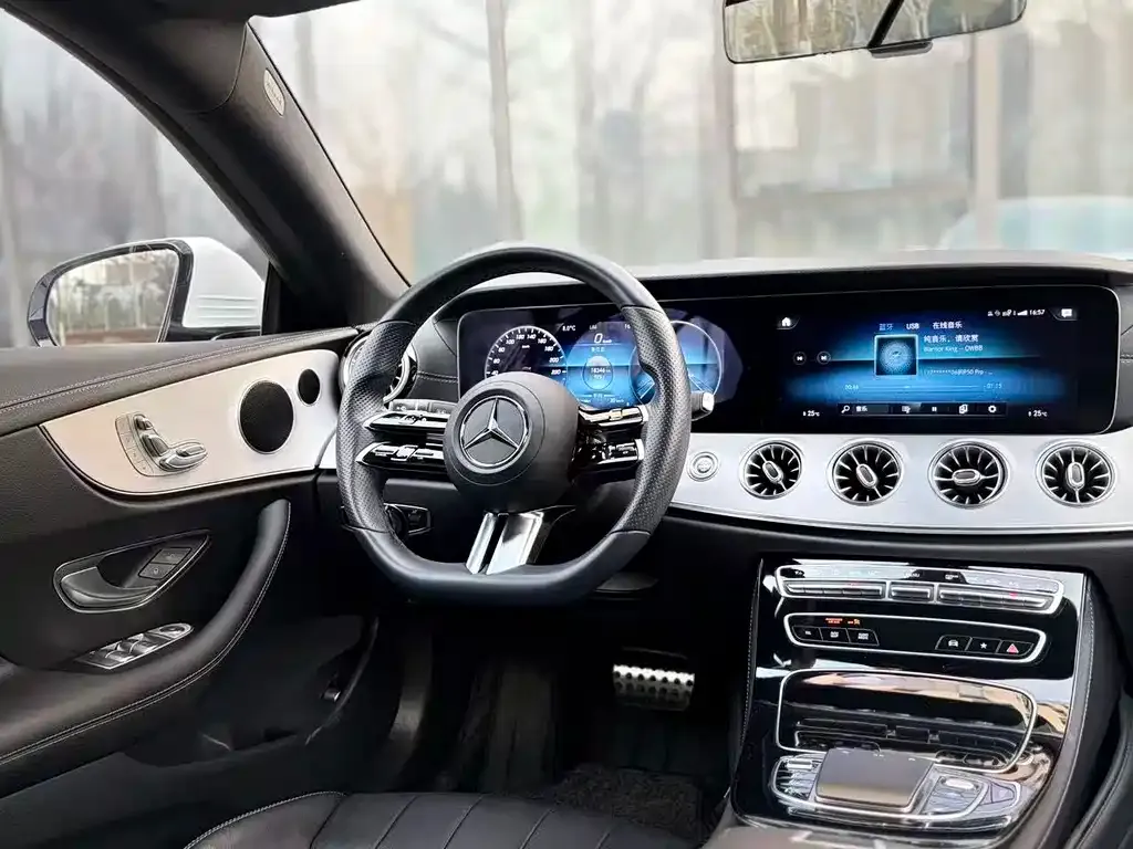 Mercedes-Benz E-Class (Import) — фото 9