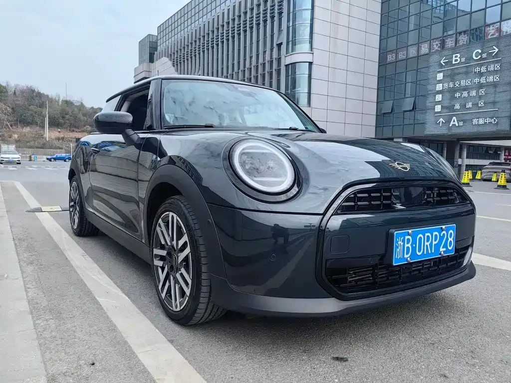 MINI Cooper (3-door) 2025 из CN, фото 8