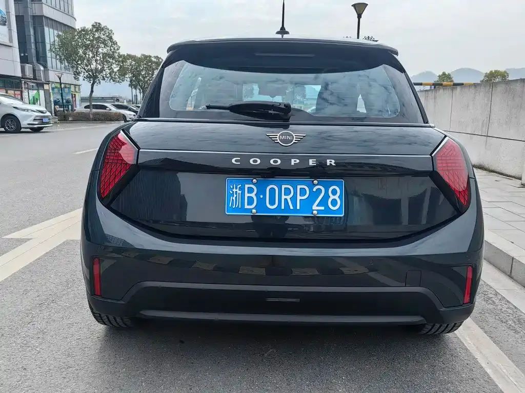 MINI Cooper (3-door) 2025 из CN, фото 9