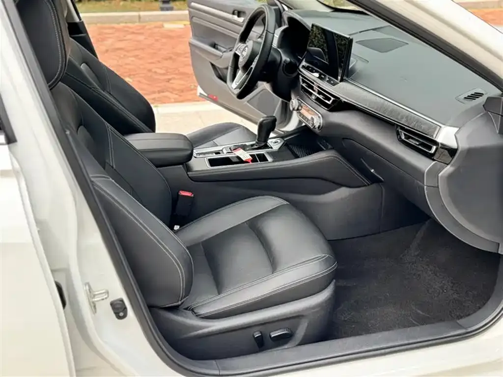 Nissan Teana 2024 из CN, фото 4