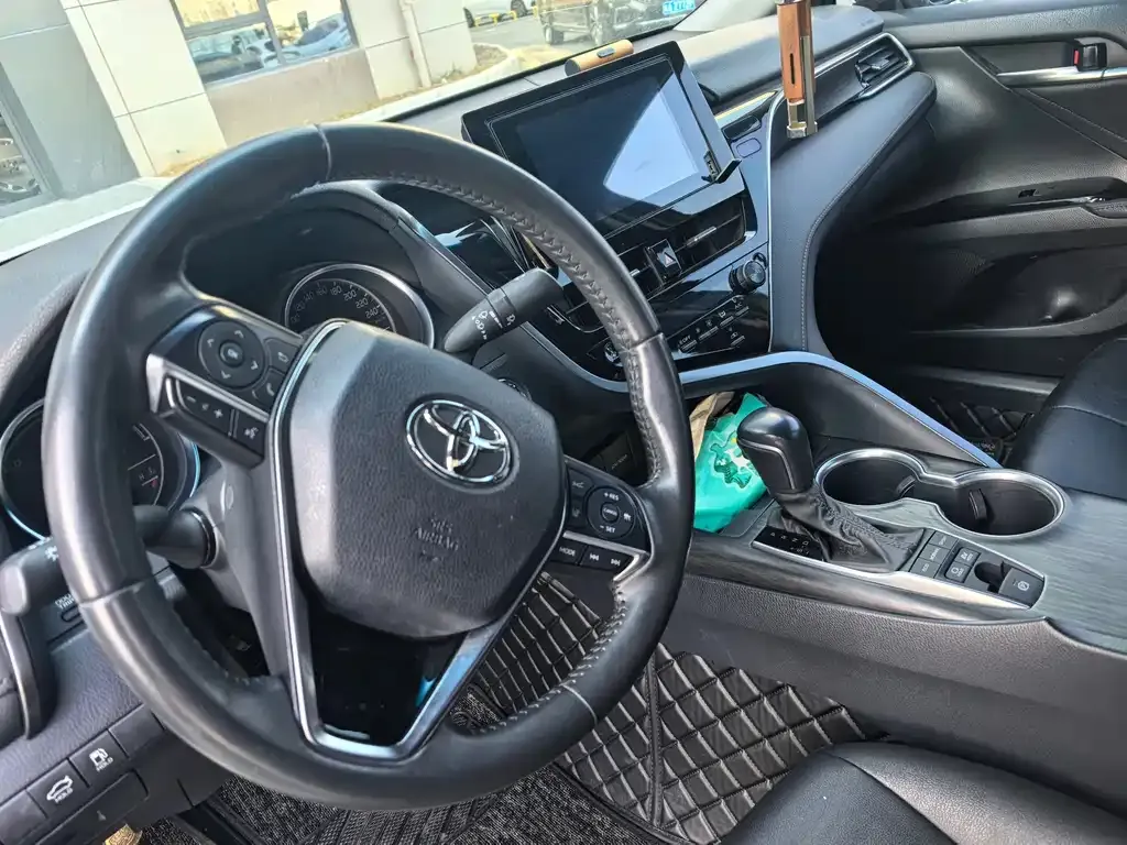 Toyota Camry 2021 из CN, фото 4