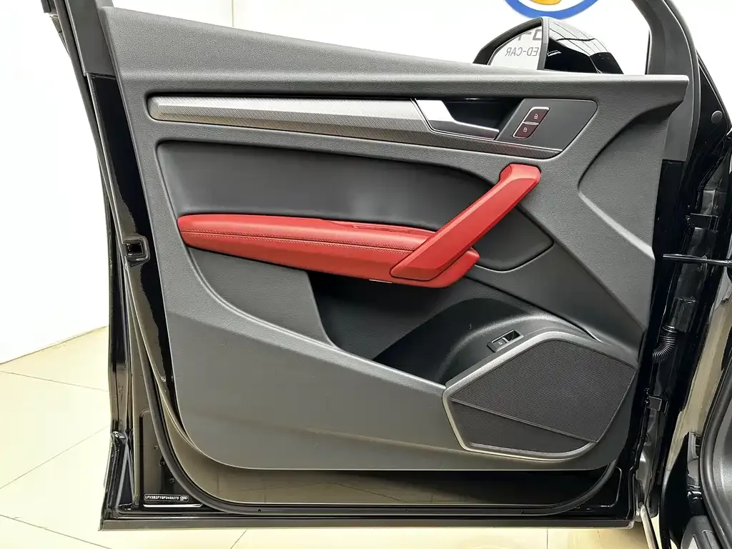 Audi Q5L 2024 из CN, фото 7
