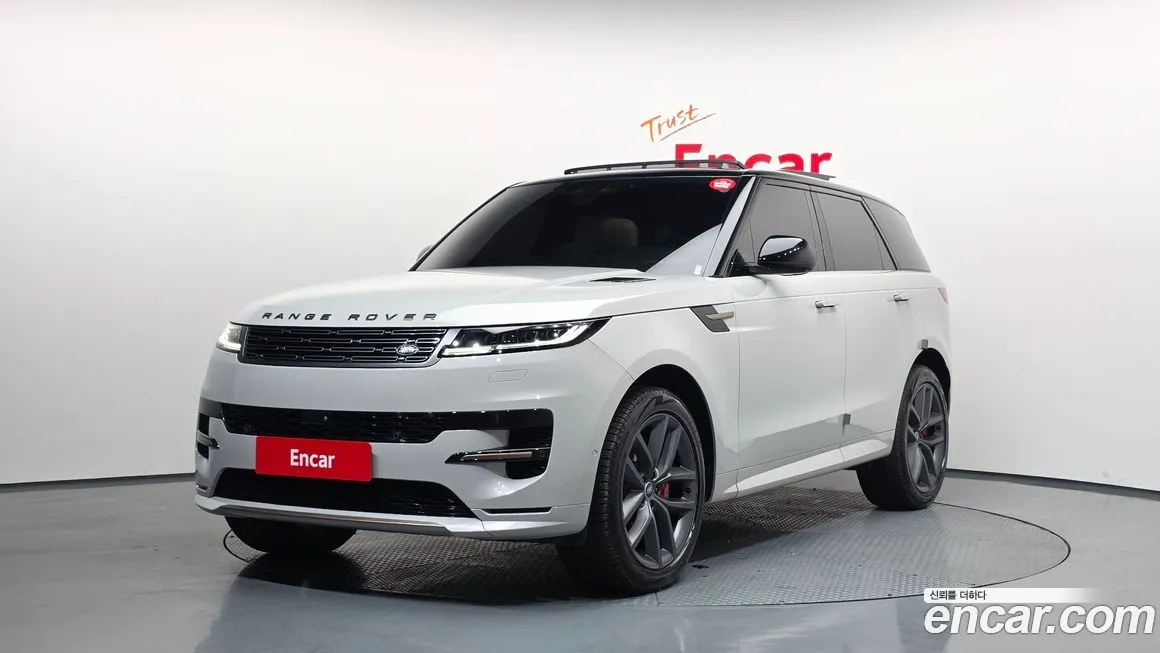 Land Rover Range Rover Sport — фото 1