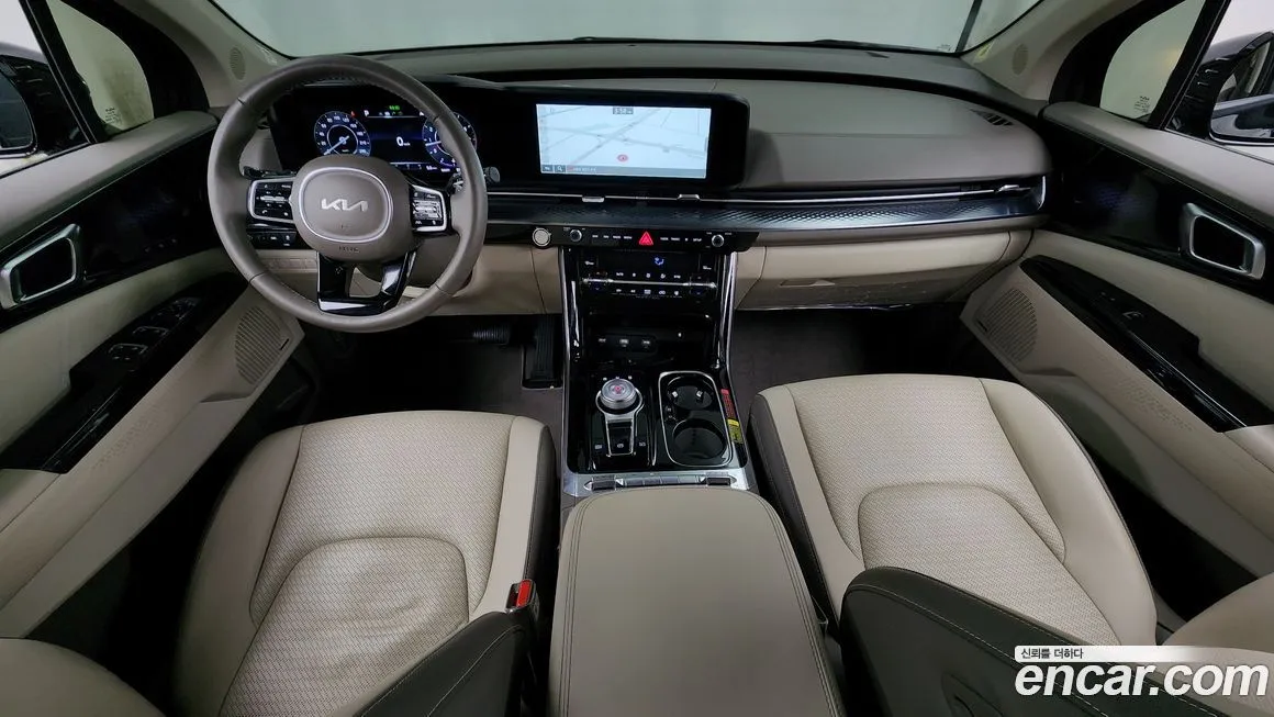 Kia Carnival — фото 10