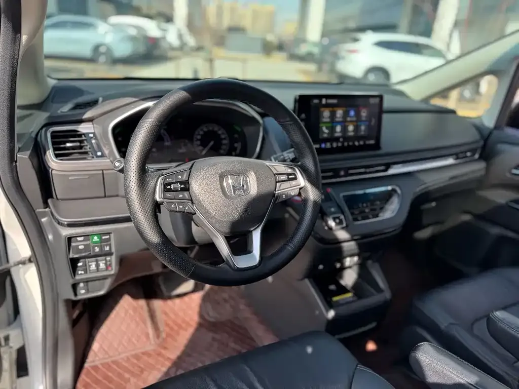 Honda Elysion 2023 из CN, фото 9