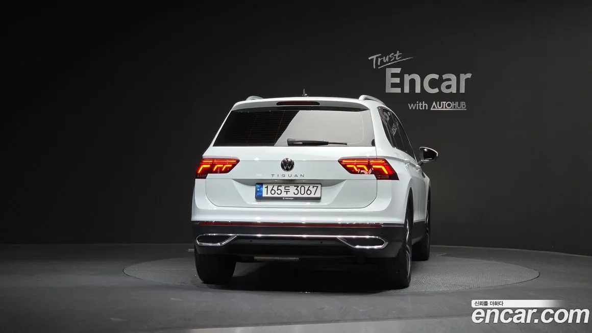 Volkswagen Tiguan — фото 8