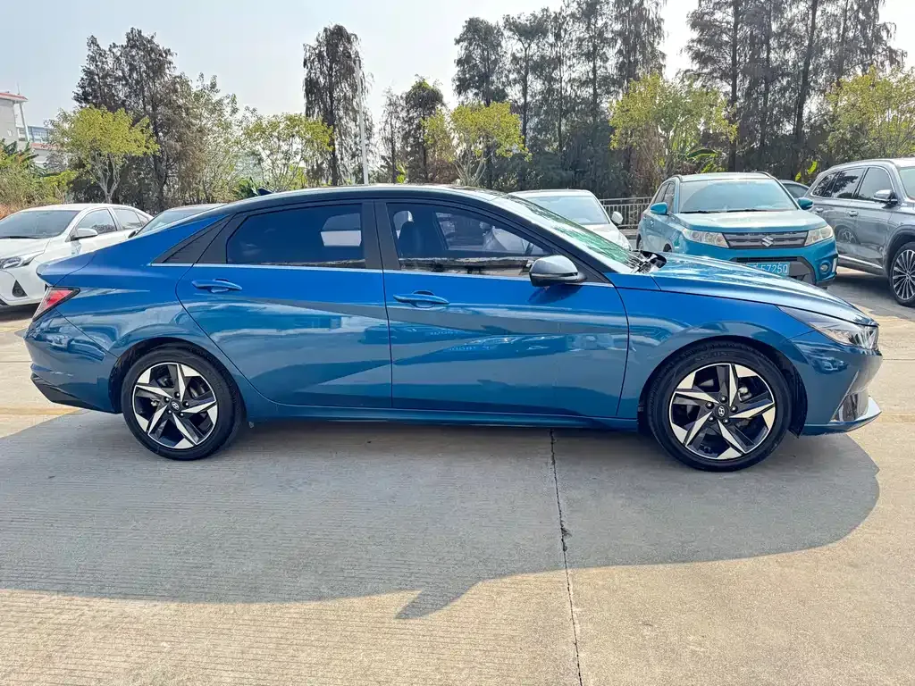 Hyundai Elantra 2021 из CN, фото 3